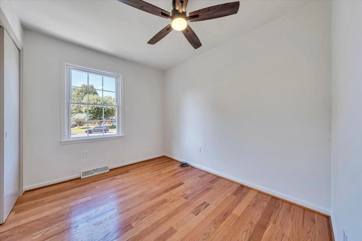 633 Two Tree LN NE - Photo 14