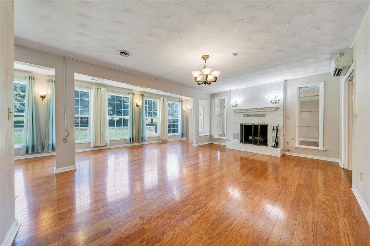 1261 Mountain Pass RD - Photo 13