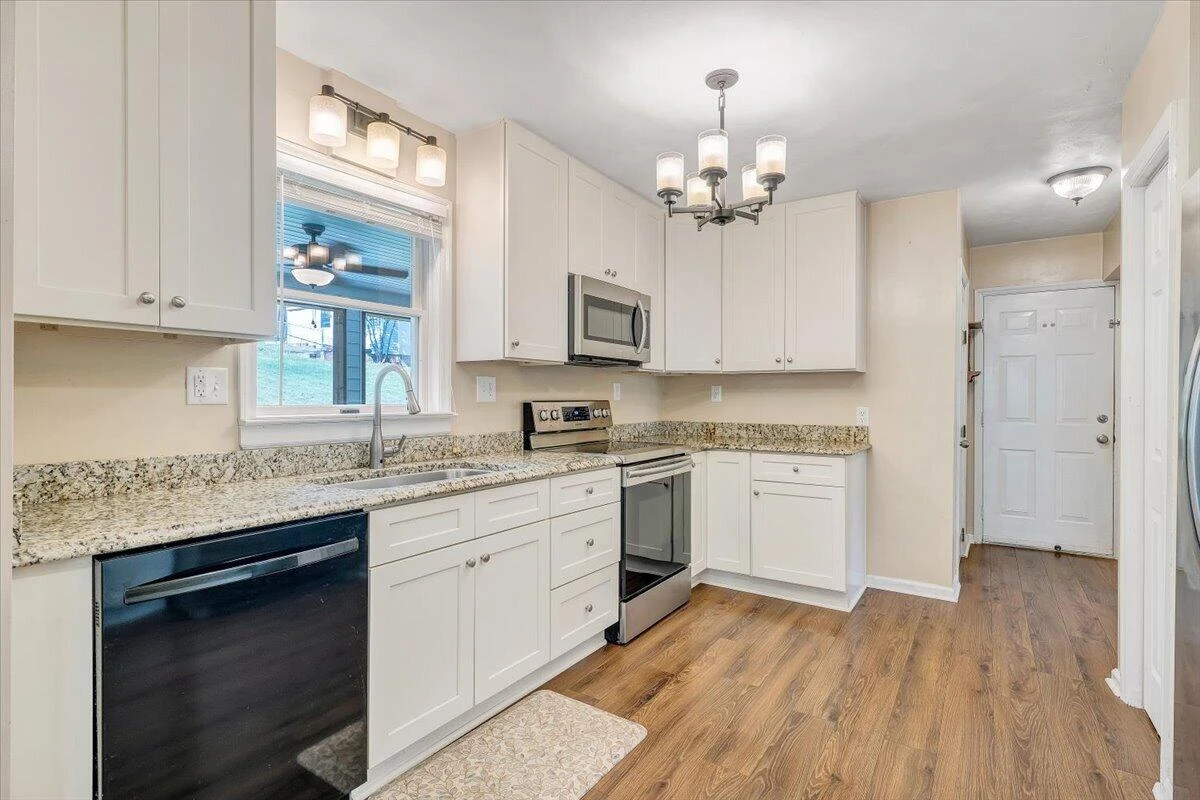 1261 Mountain Pass RD - Photo 19