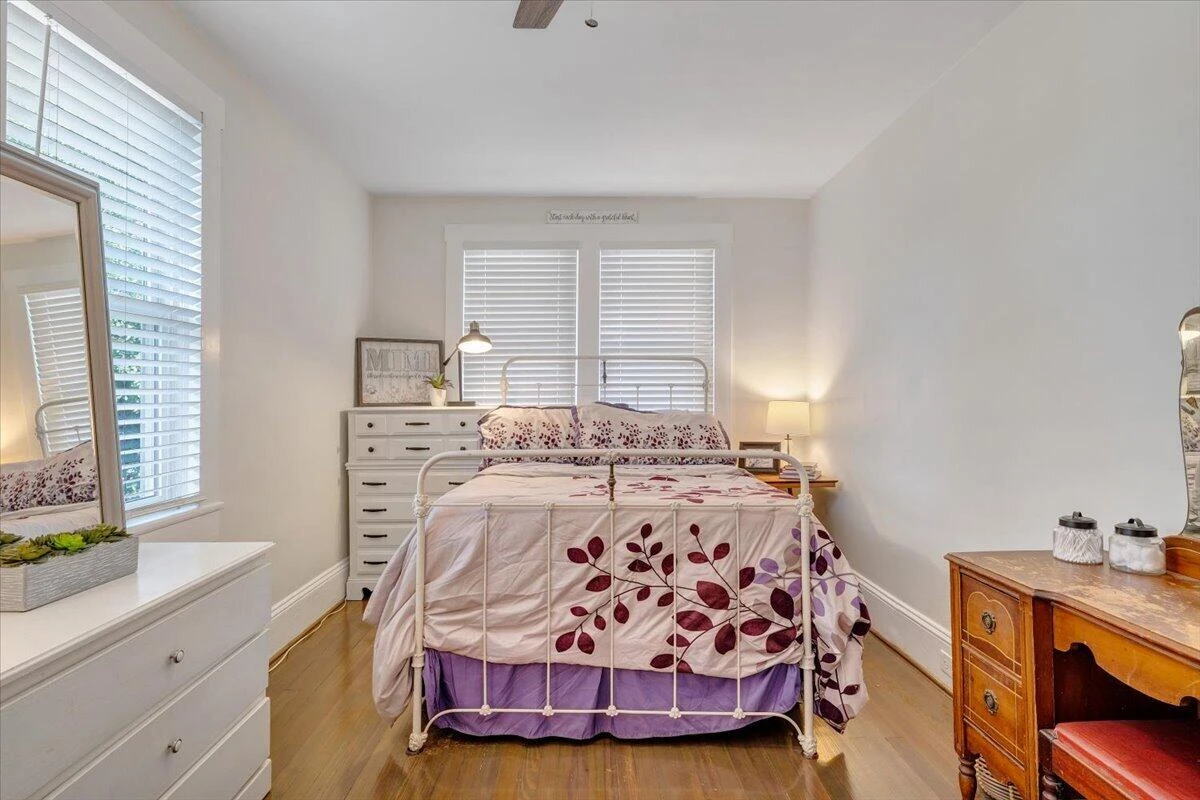 1631 Maiden LN SW - Photo 47
