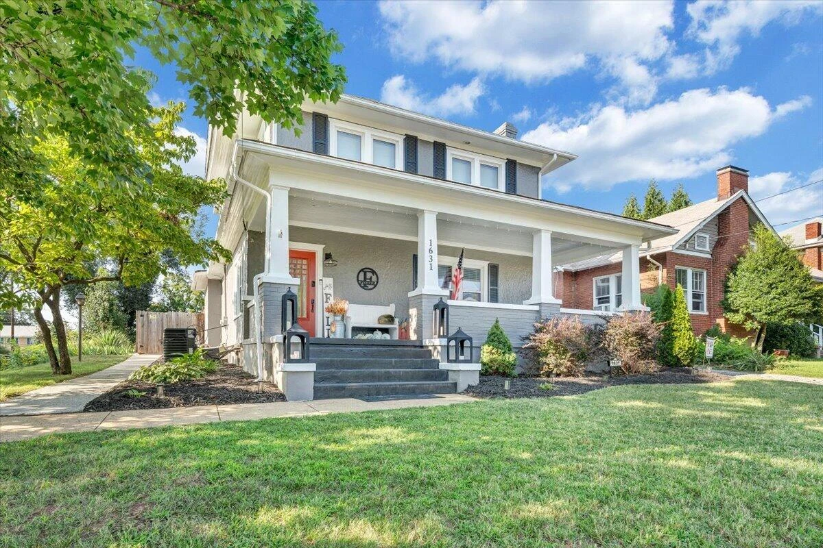 1631 Maiden LN SW - Photo 82