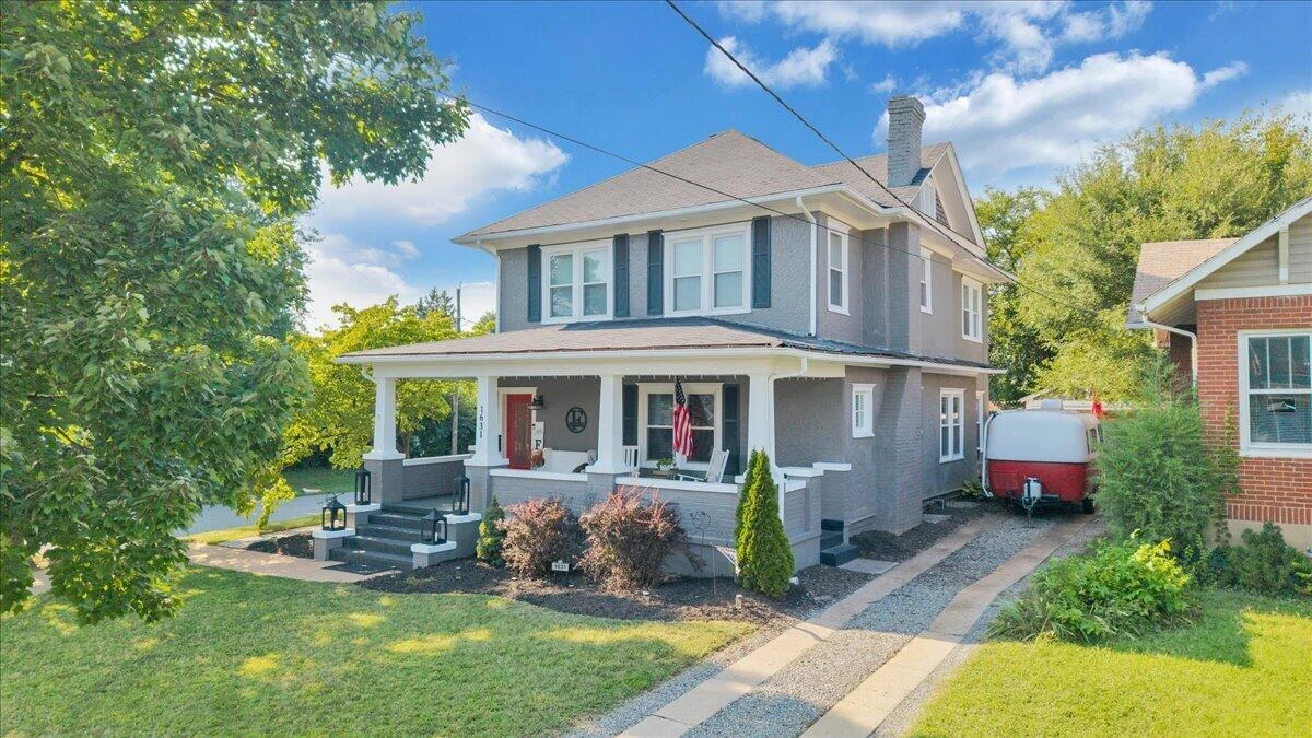 1631 Maiden LN SW - Photo 84