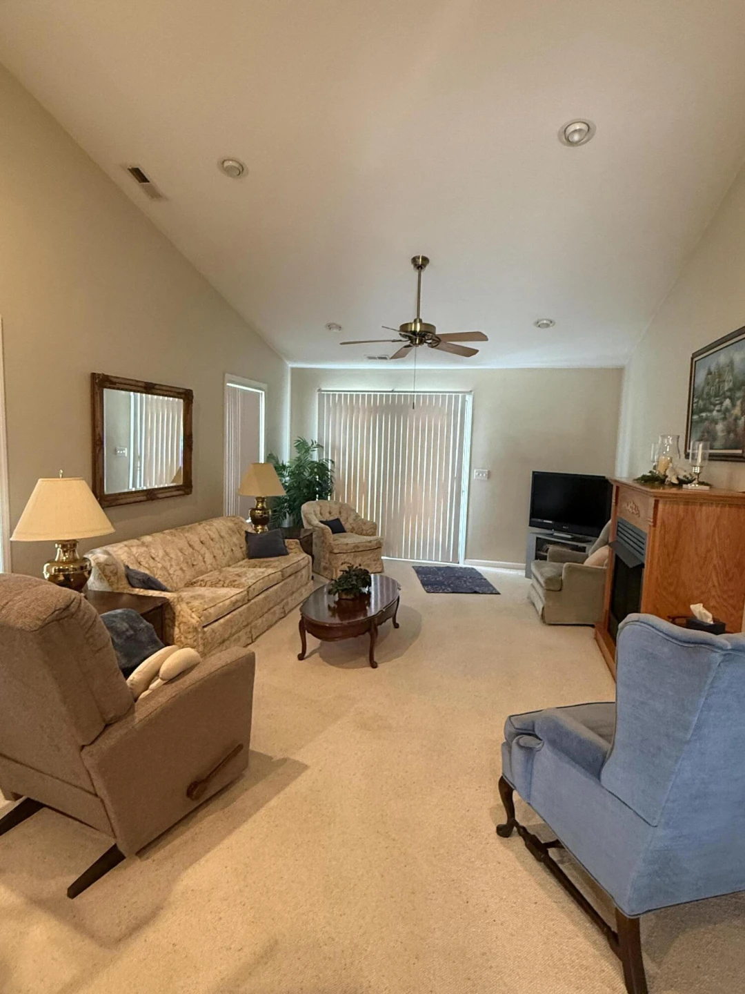 938 Harmon CIR - Photo 12