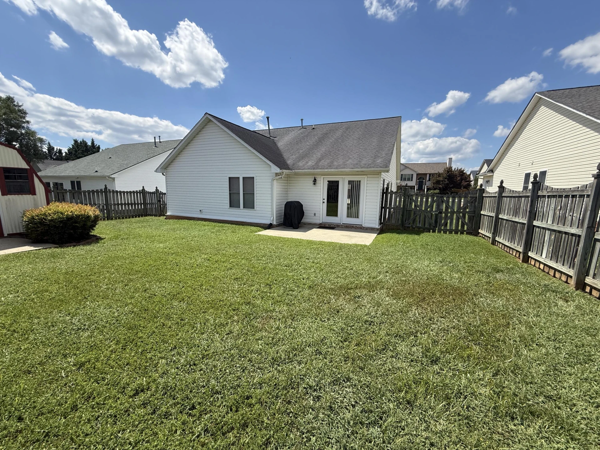 938 Harmon CIR - Photo 26