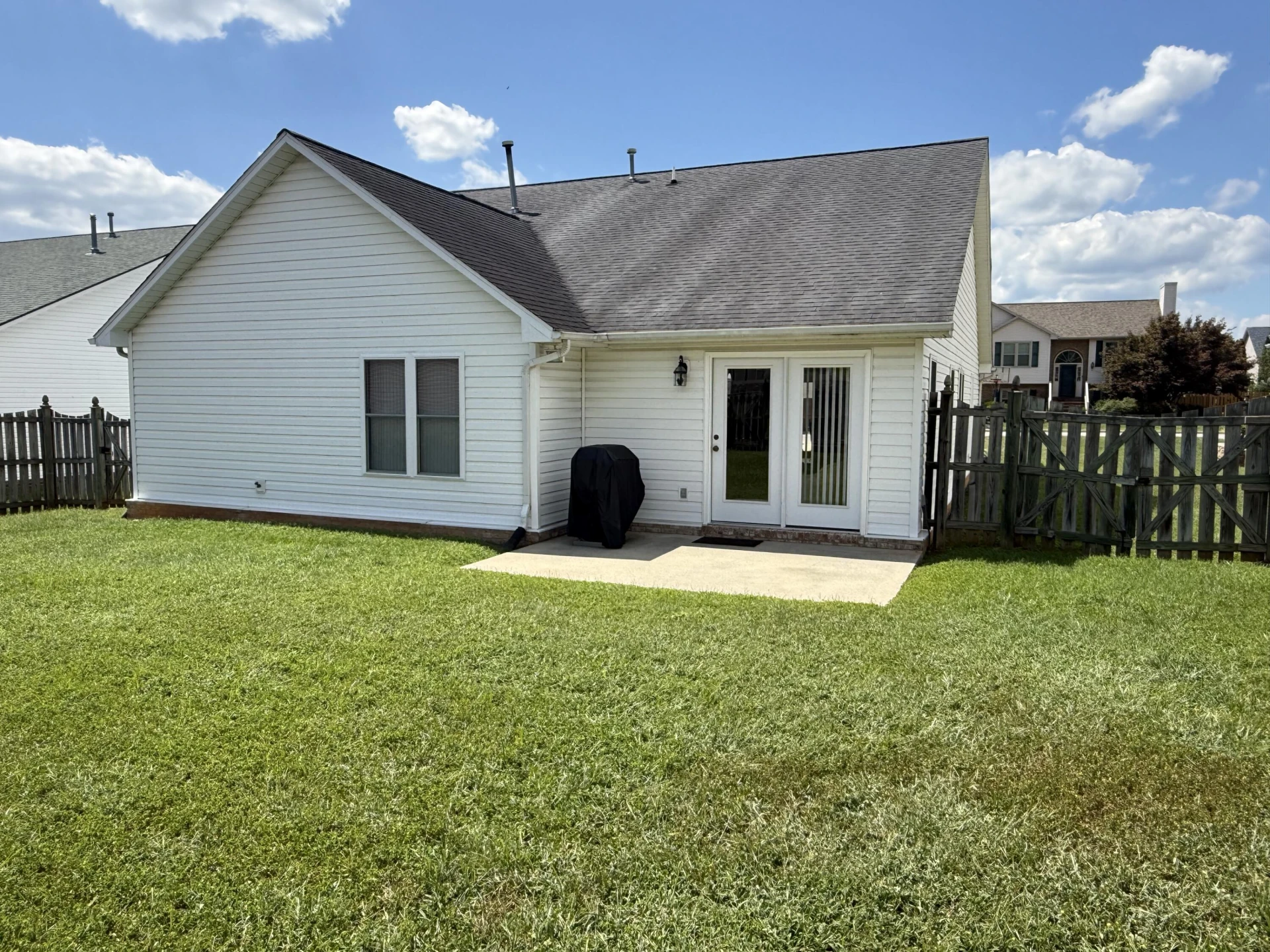 938 Harmon CIR - Photo 27