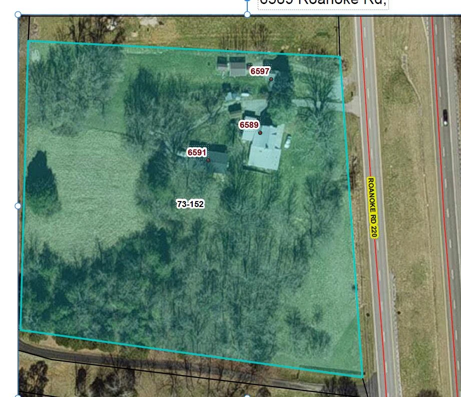 6589 Roanoke RD - Photo 4
