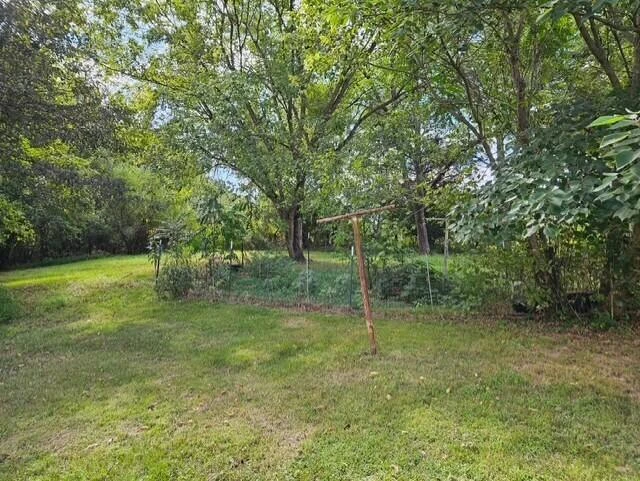 6589 Roanoke RD - Photo 5