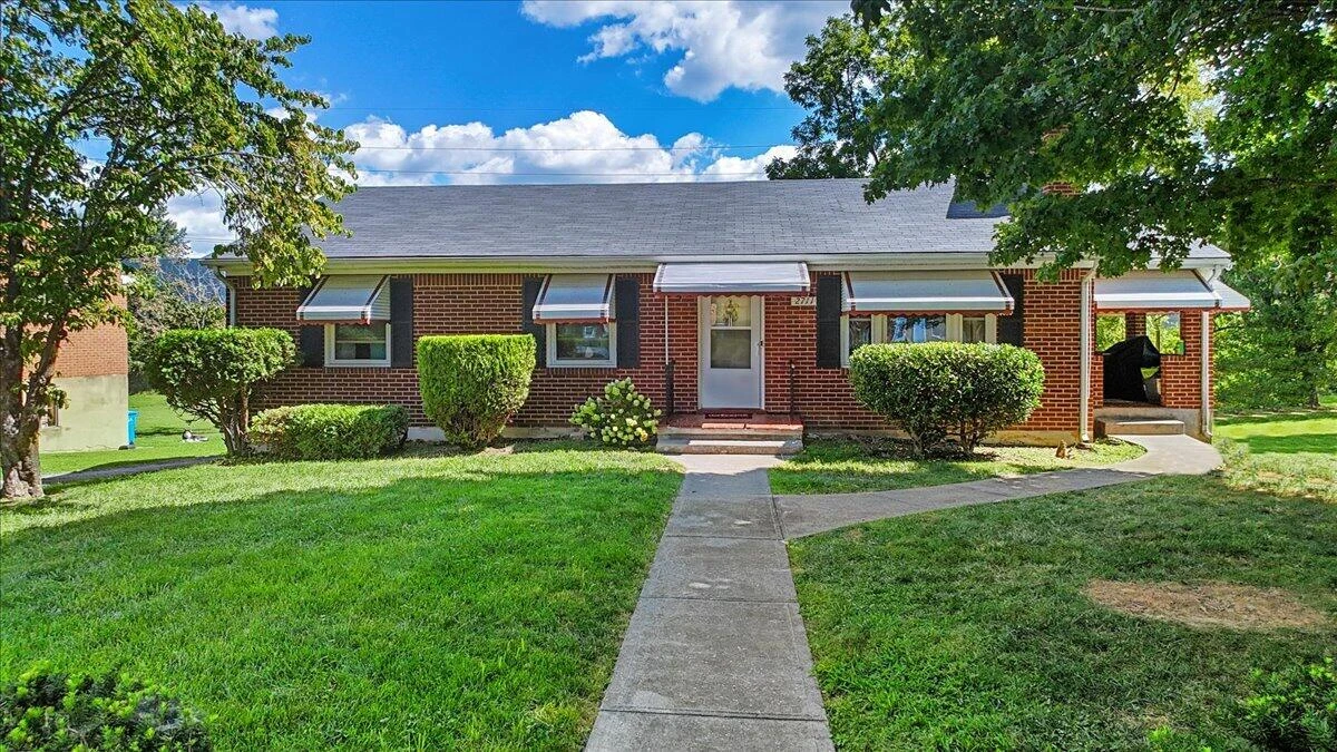 2711 Brooklyn DR NW