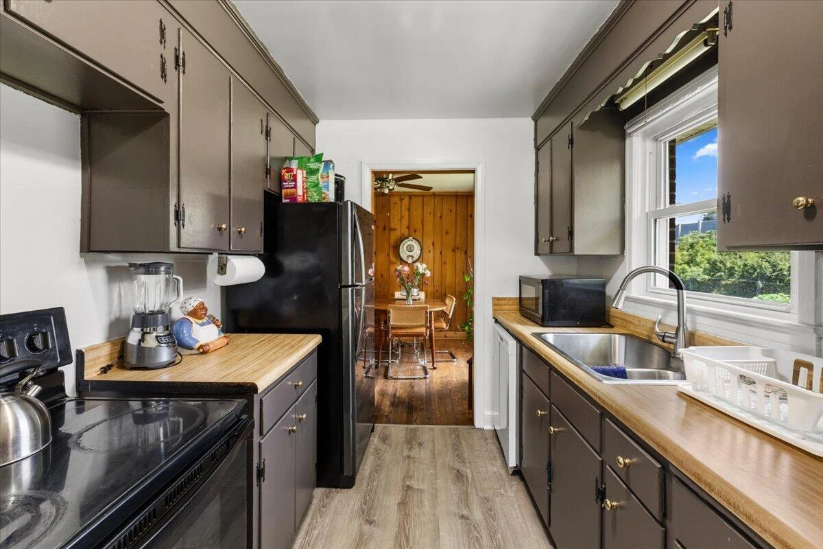 2711 Brooklyn DR NW - Photo 9