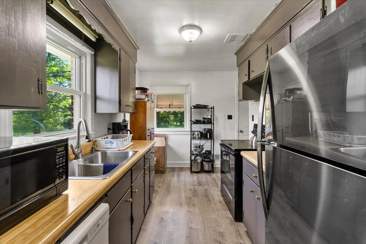 2711 Brooklyn DR NW - Photo 13