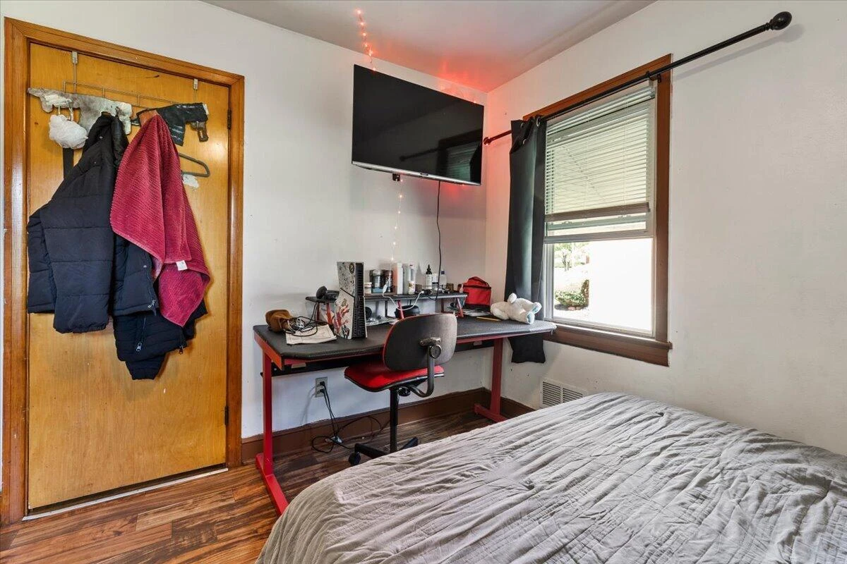 2711 Brooklyn DR NW - Photo 20