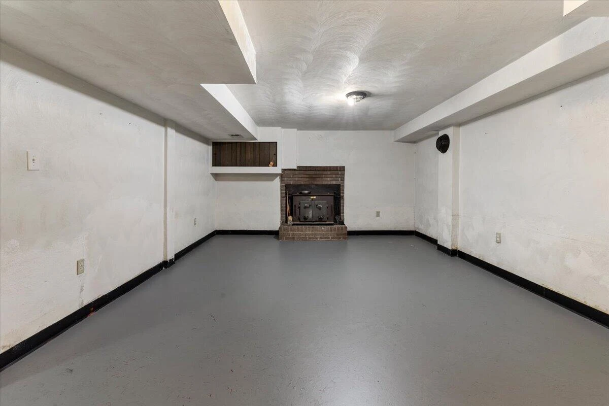 2711 Brooklyn DR NW - Photo 29
