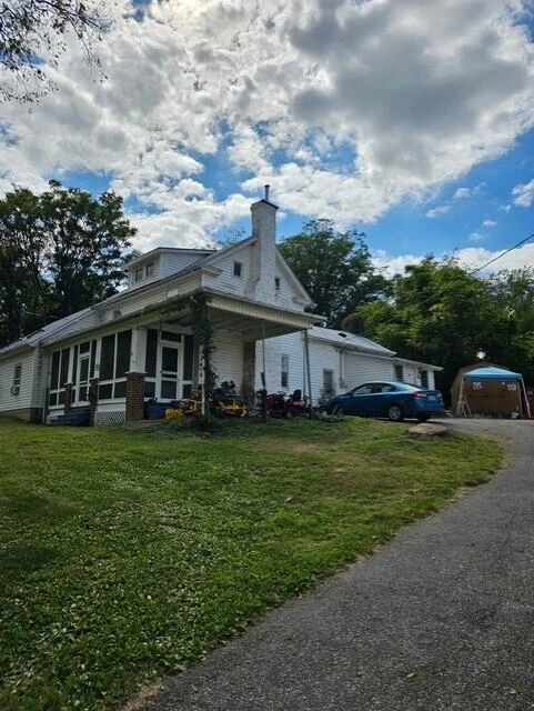 6589 Roanoke RD - Photo 8