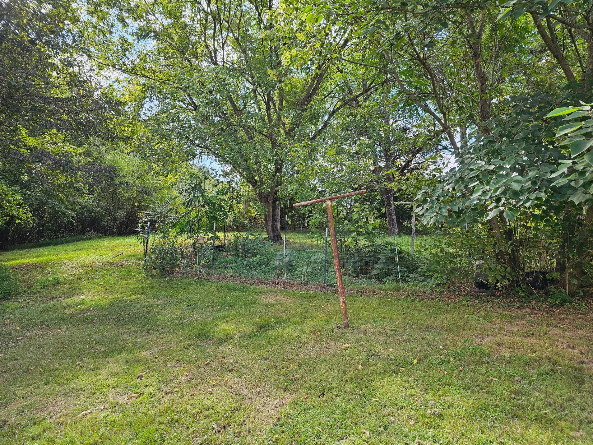 6589 Roanoke RD - Photo 8