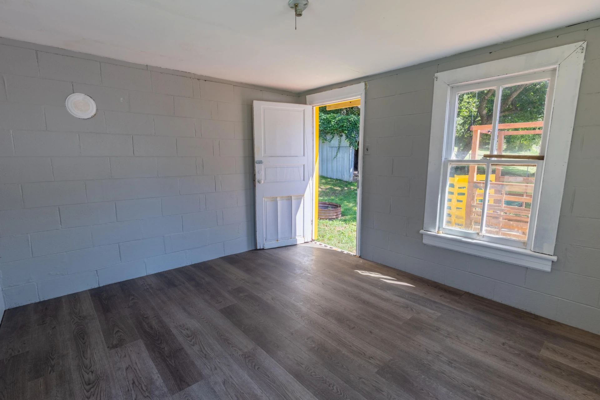 446 Tinker AVE - Photo 11