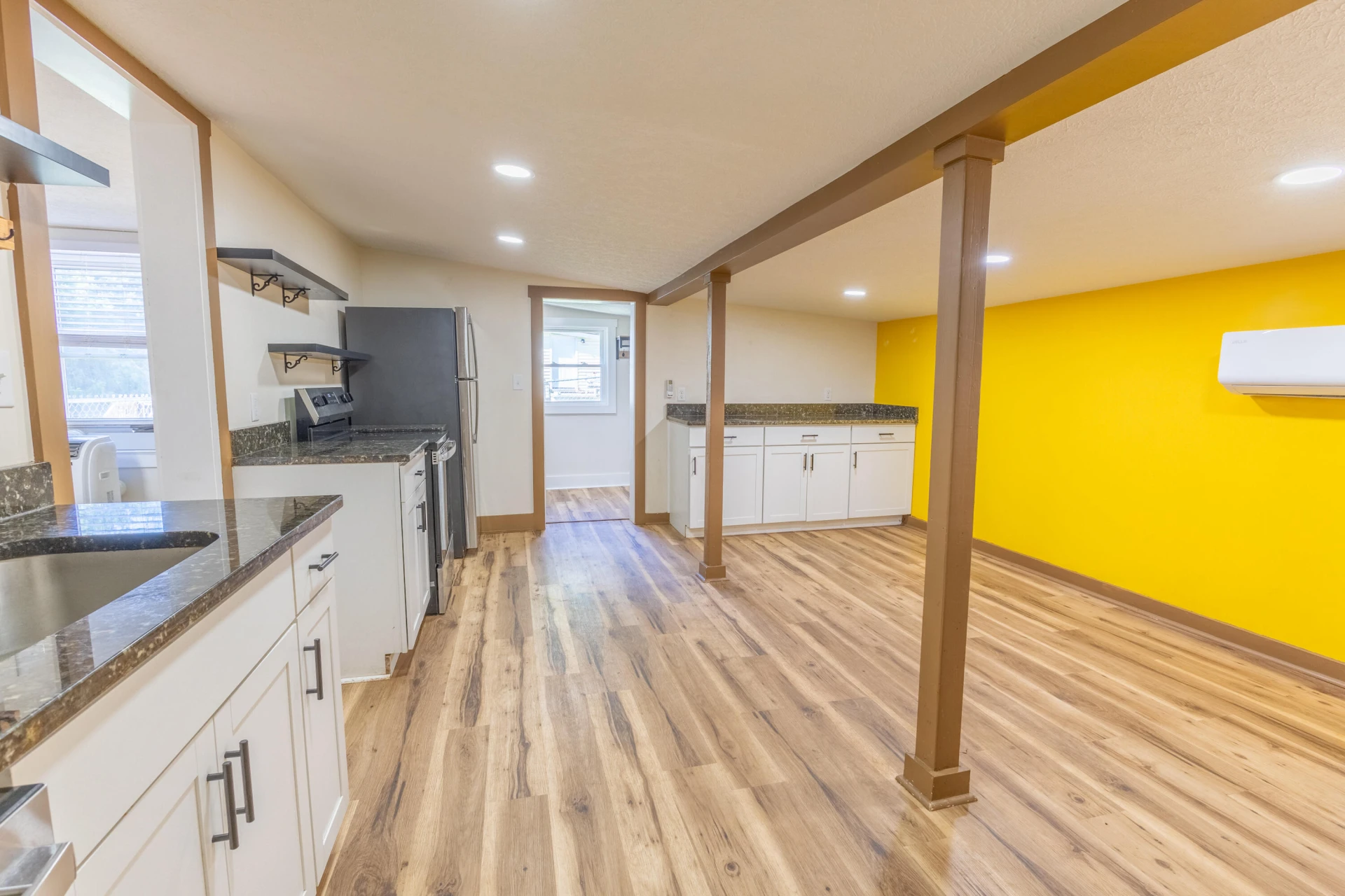 446 Tinker AVE - Photo 23