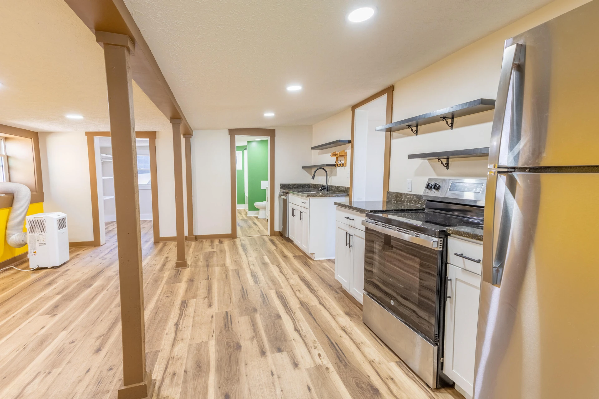 446 Tinker AVE - Photo 24
