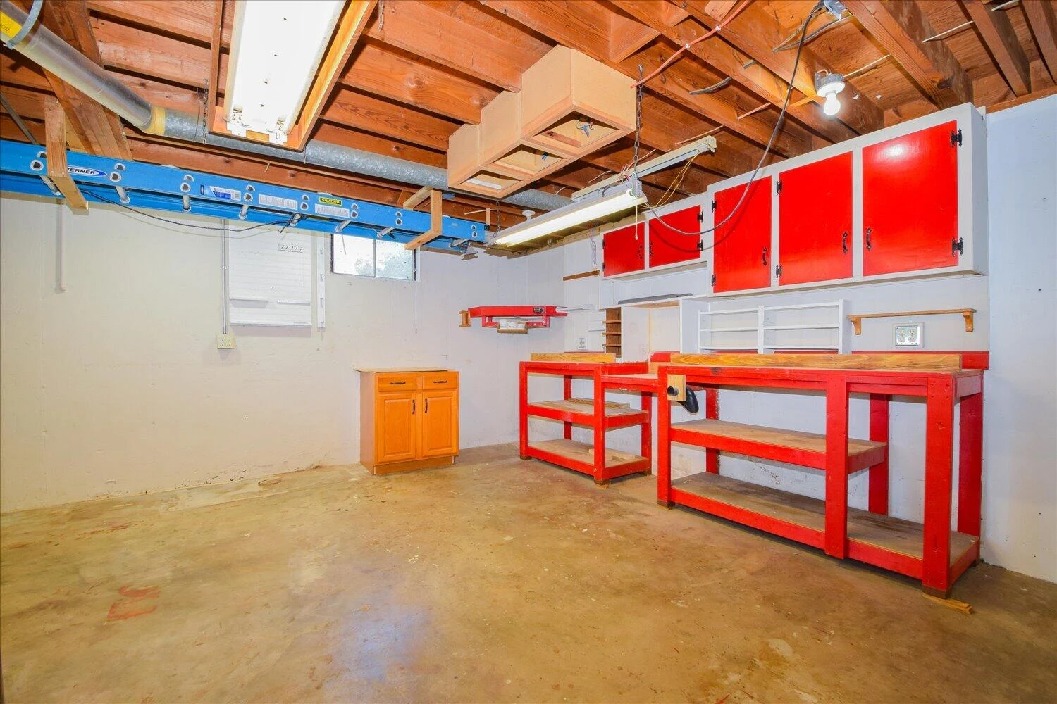 3880 Long Meadow AVE NW - Photo 13