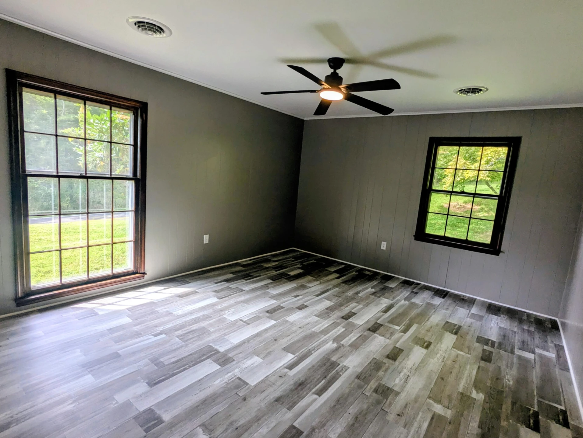 633 Parkway LN S - Photo 29