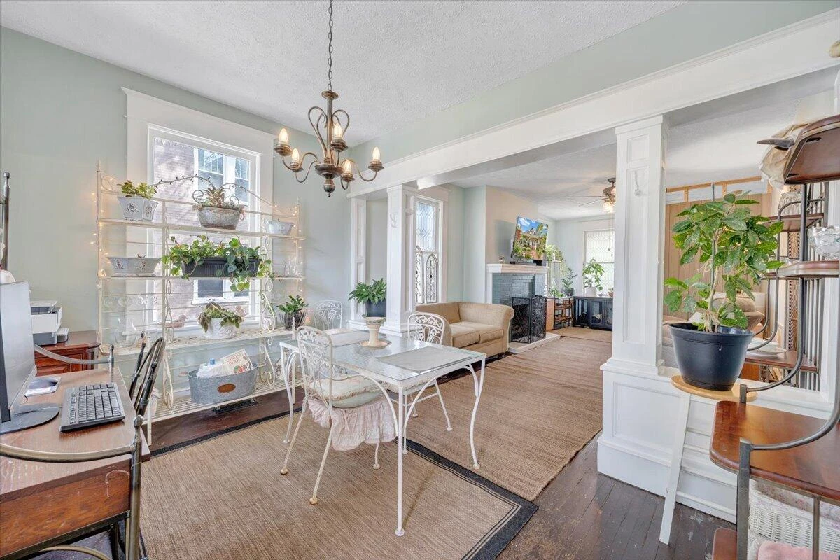 2115 Memorial AVE SW - Photo 12