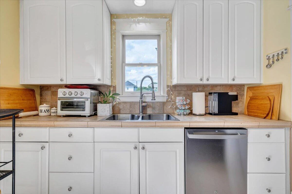 2115 Memorial AVE SW - Photo 15
