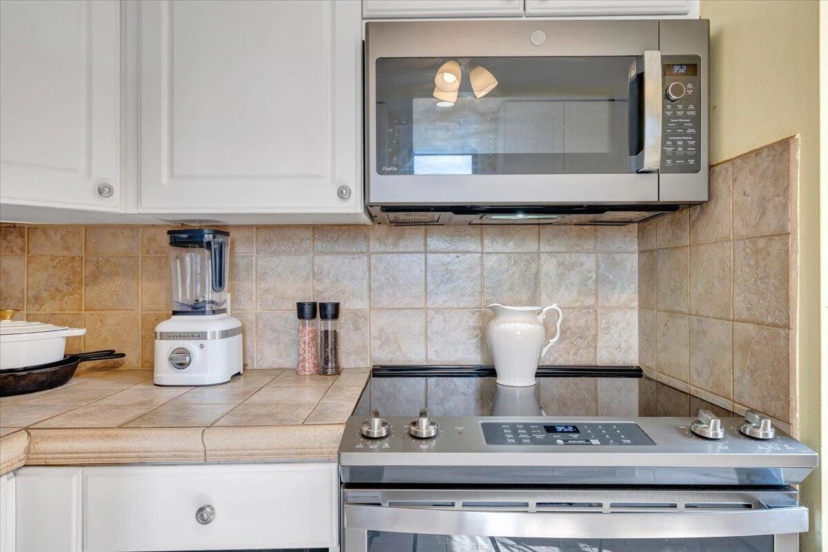 2115 Memorial AVE SW - Photo 17