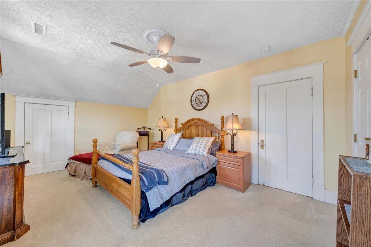 2115 Memorial AVE SW - Photo 27