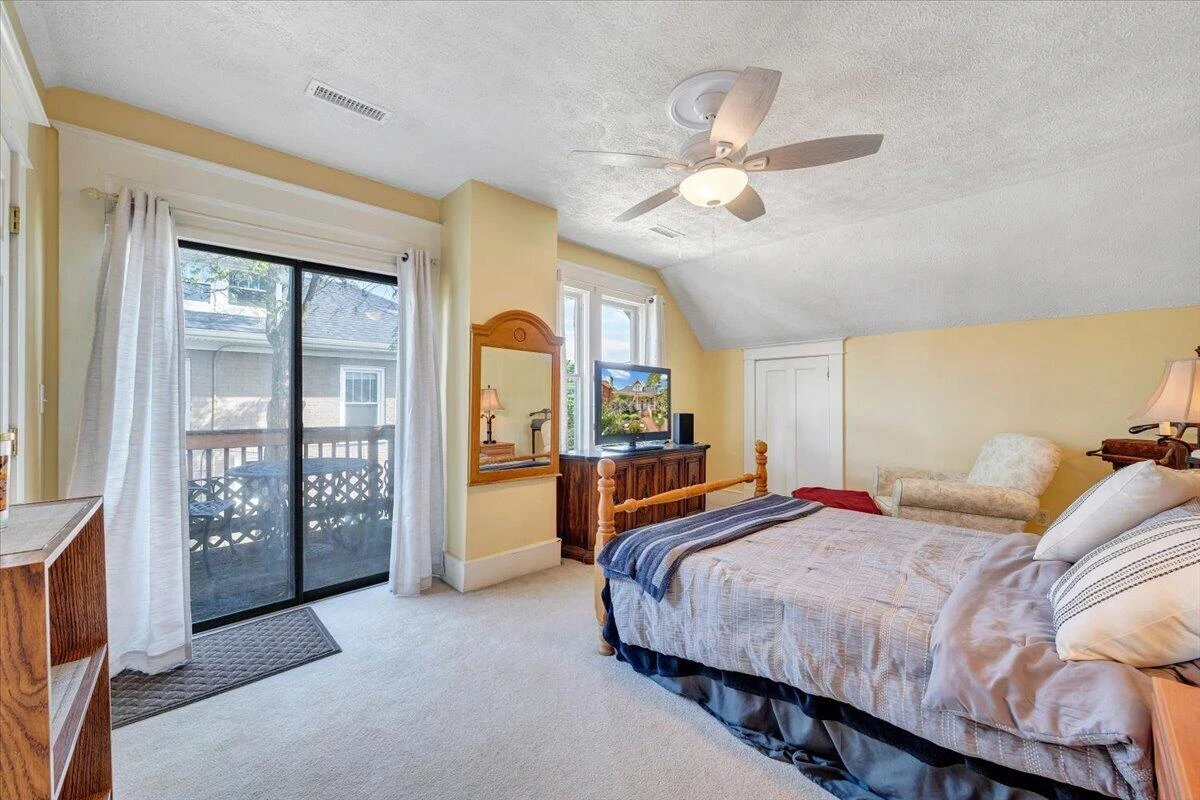 2115 Memorial AVE SW - Photo 28