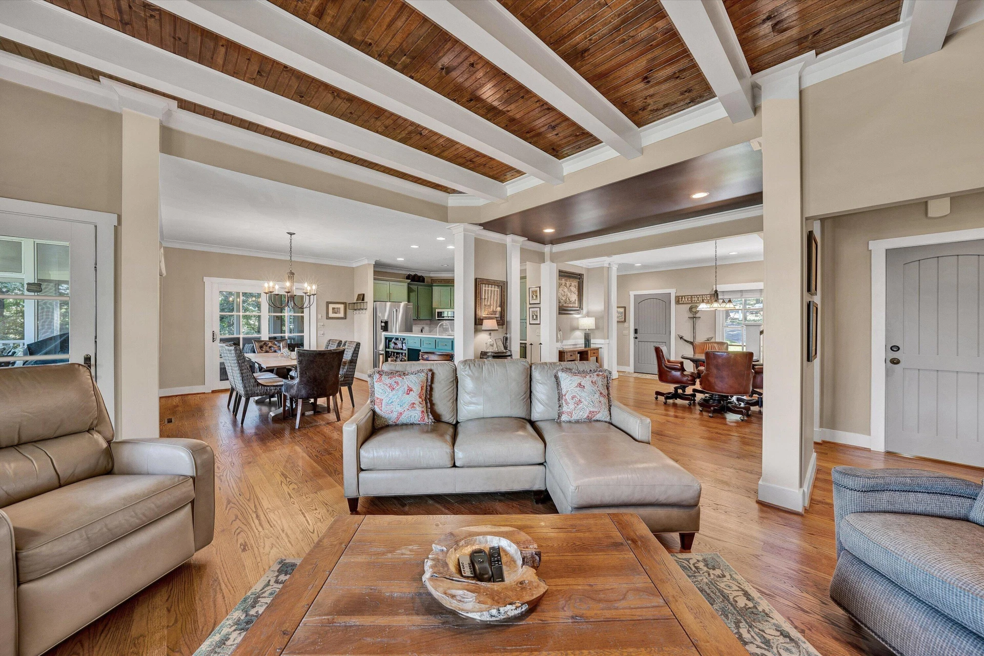 76 Lake Front CIR - Photo 8