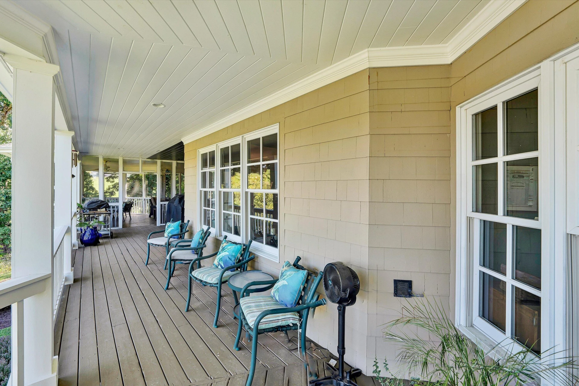 76 Lake Front CIR - Photo 19