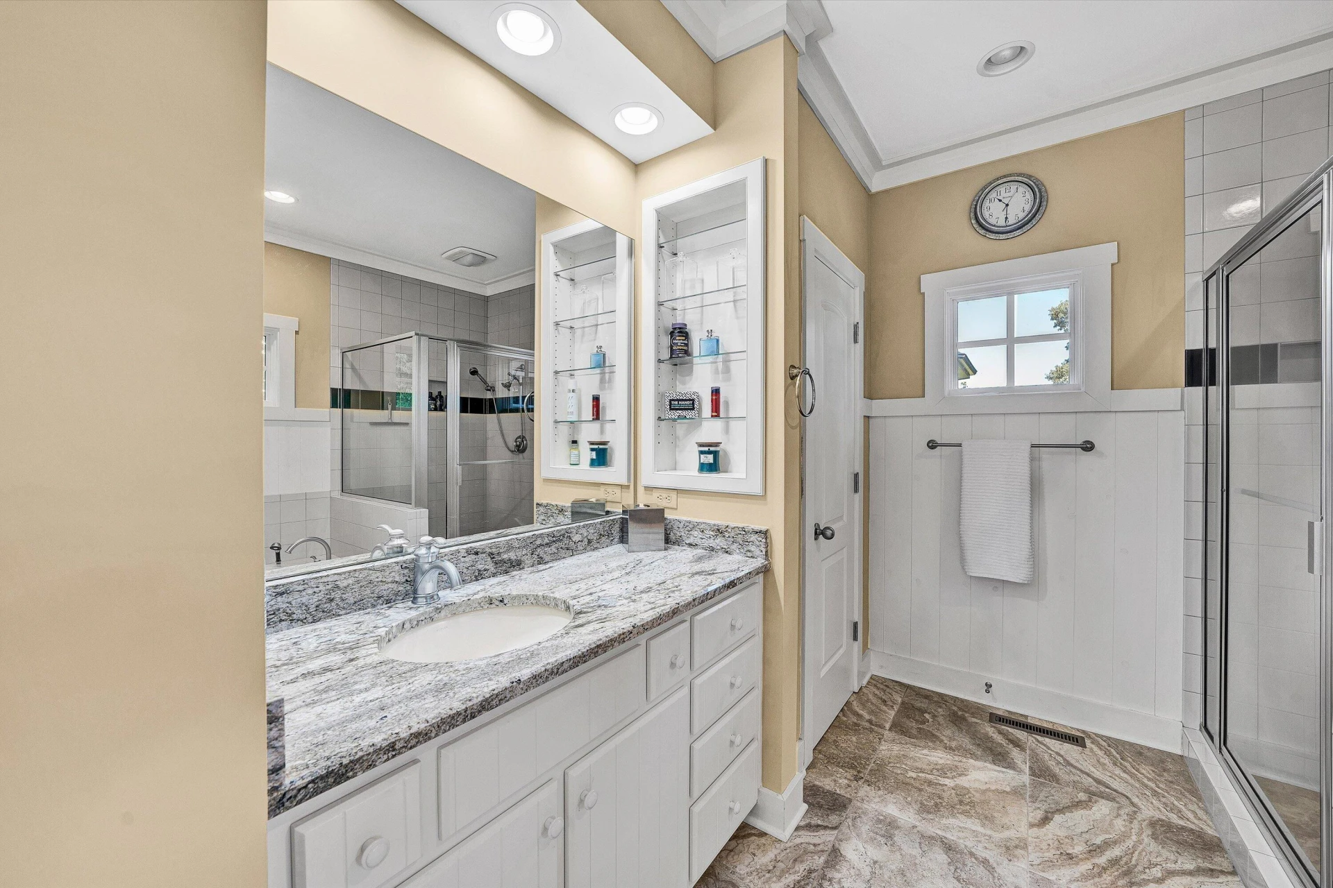 76 Lake Front CIR - Photo 32