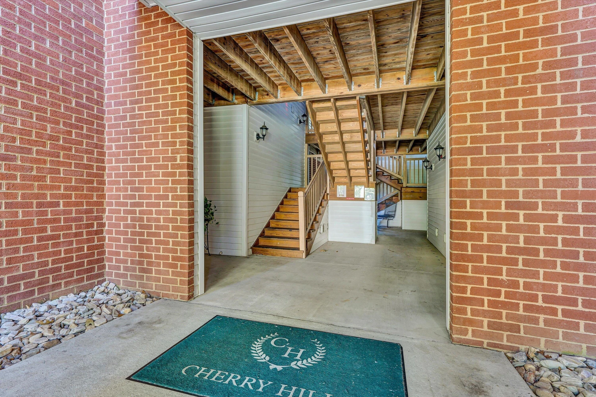 2220 Carolina AVE SW #APT 306 - Photo 2