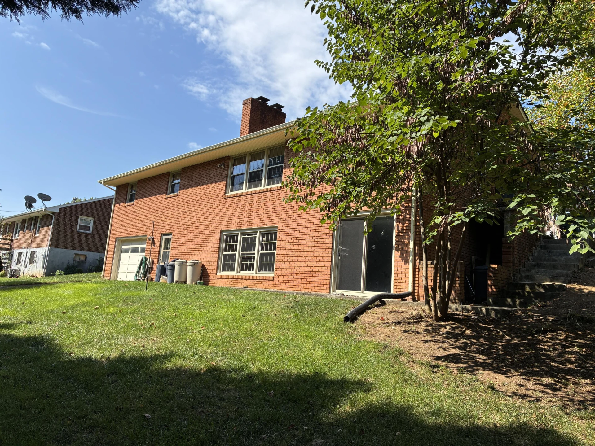 446 Howard DR - Photo 5
