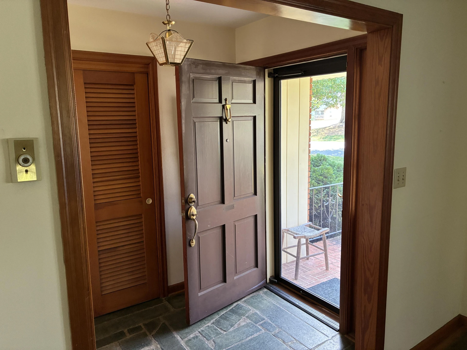 446 Howard DR - Photo 7
