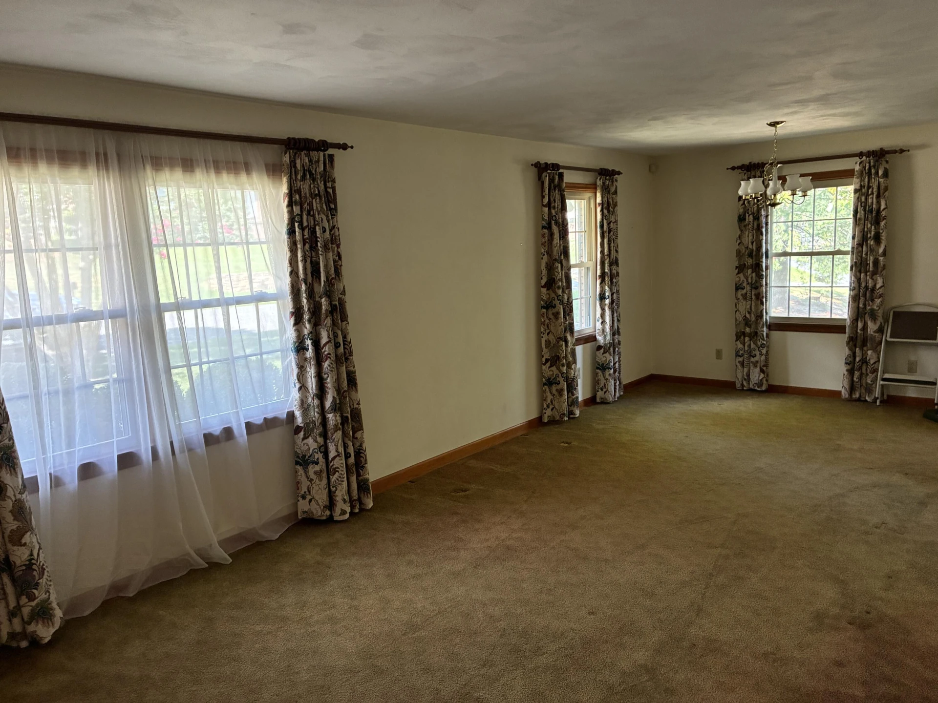 446 Howard DR - Photo 11