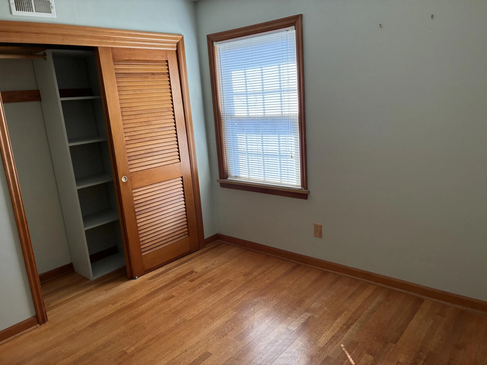 446 Howard DR - Photo 15