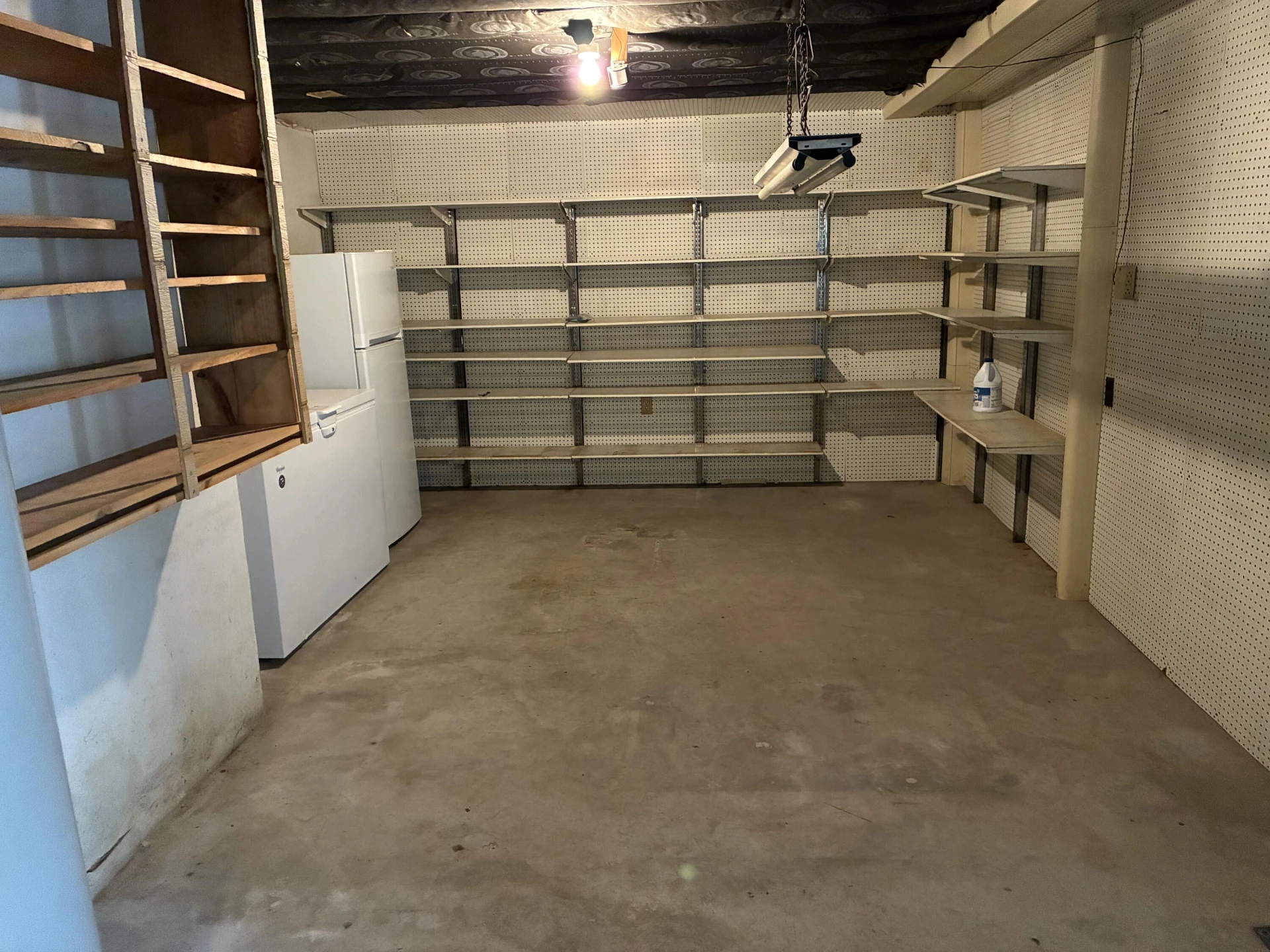 446 Howard DR - Photo 18
