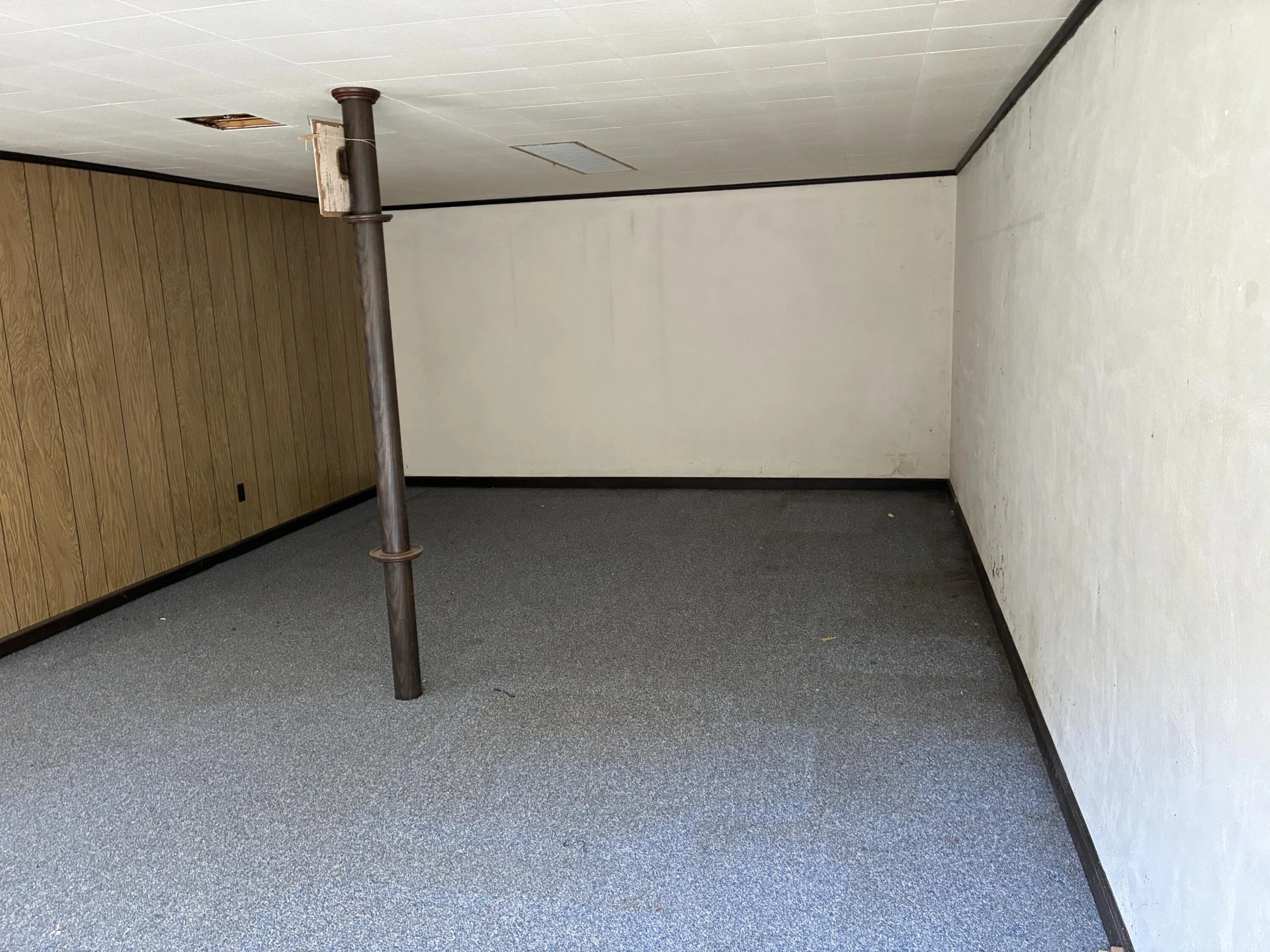 446 Howard DR - Photo 20