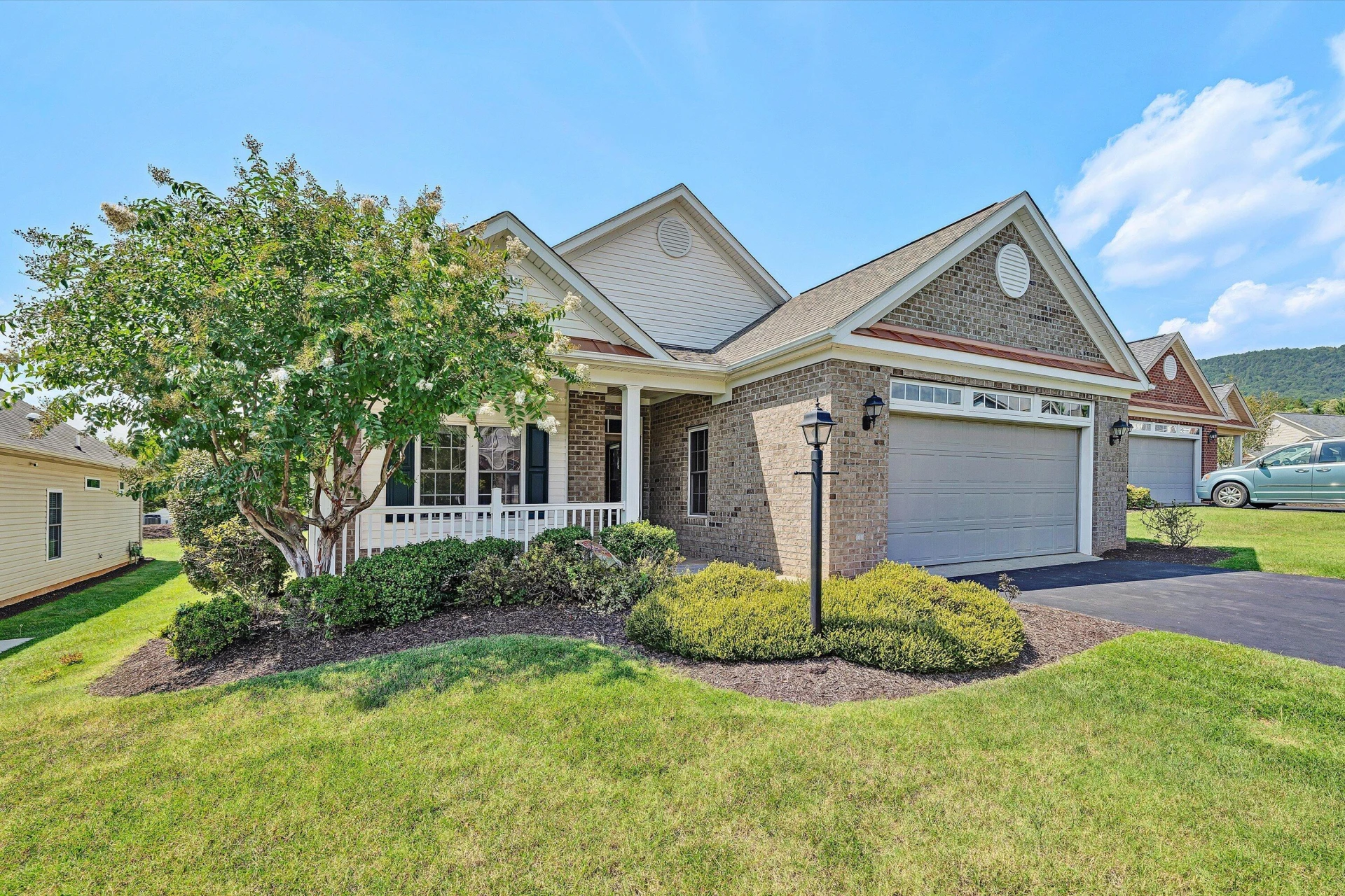 5455 Stayman DR - Photo 2