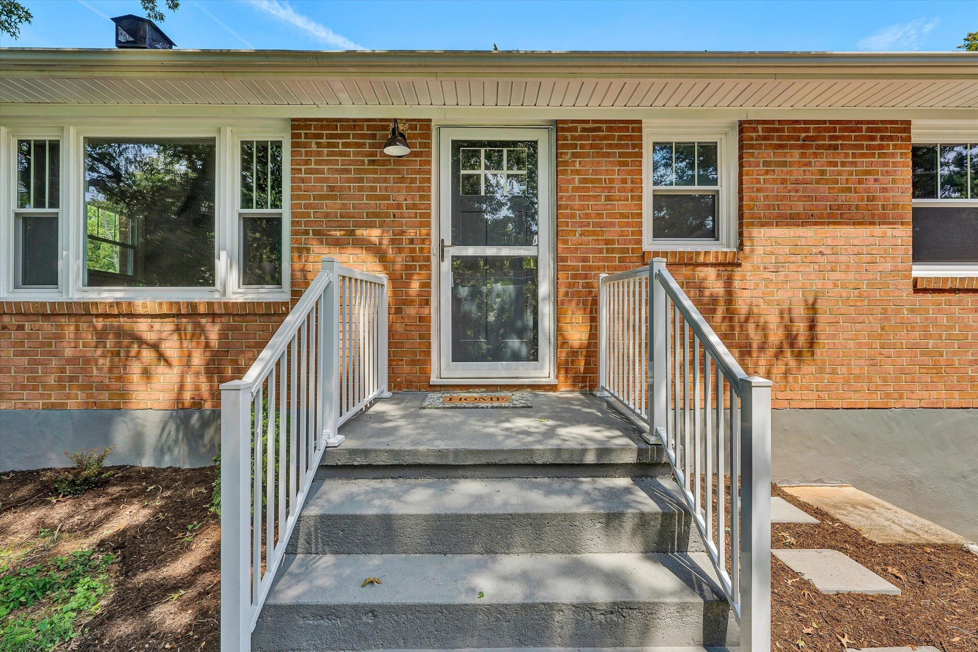 371 LITTLE MOUNTAIN DR - Photo 3