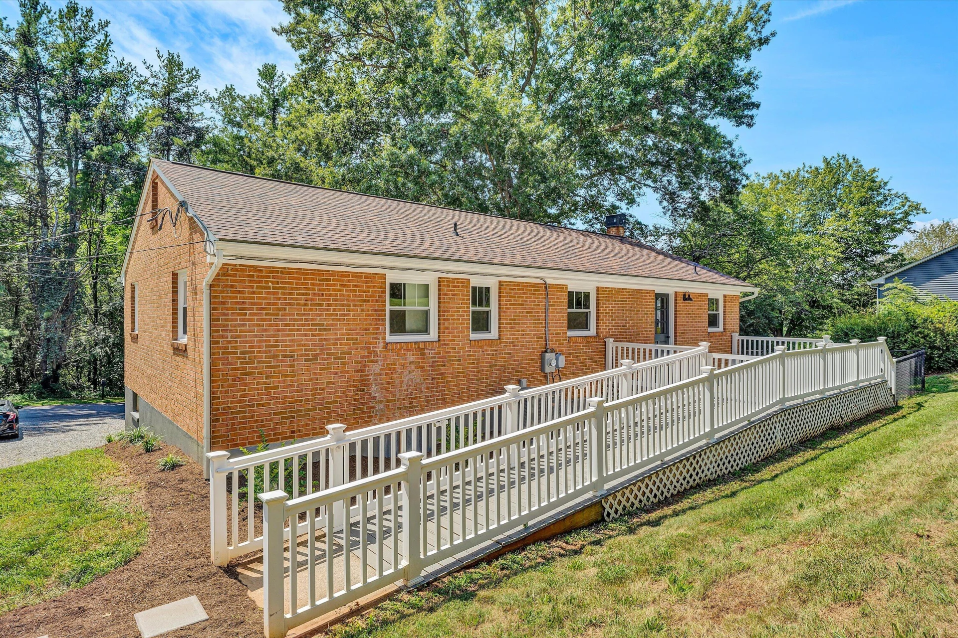 371 LITTLE MOUNTAIN DR - Photo 22