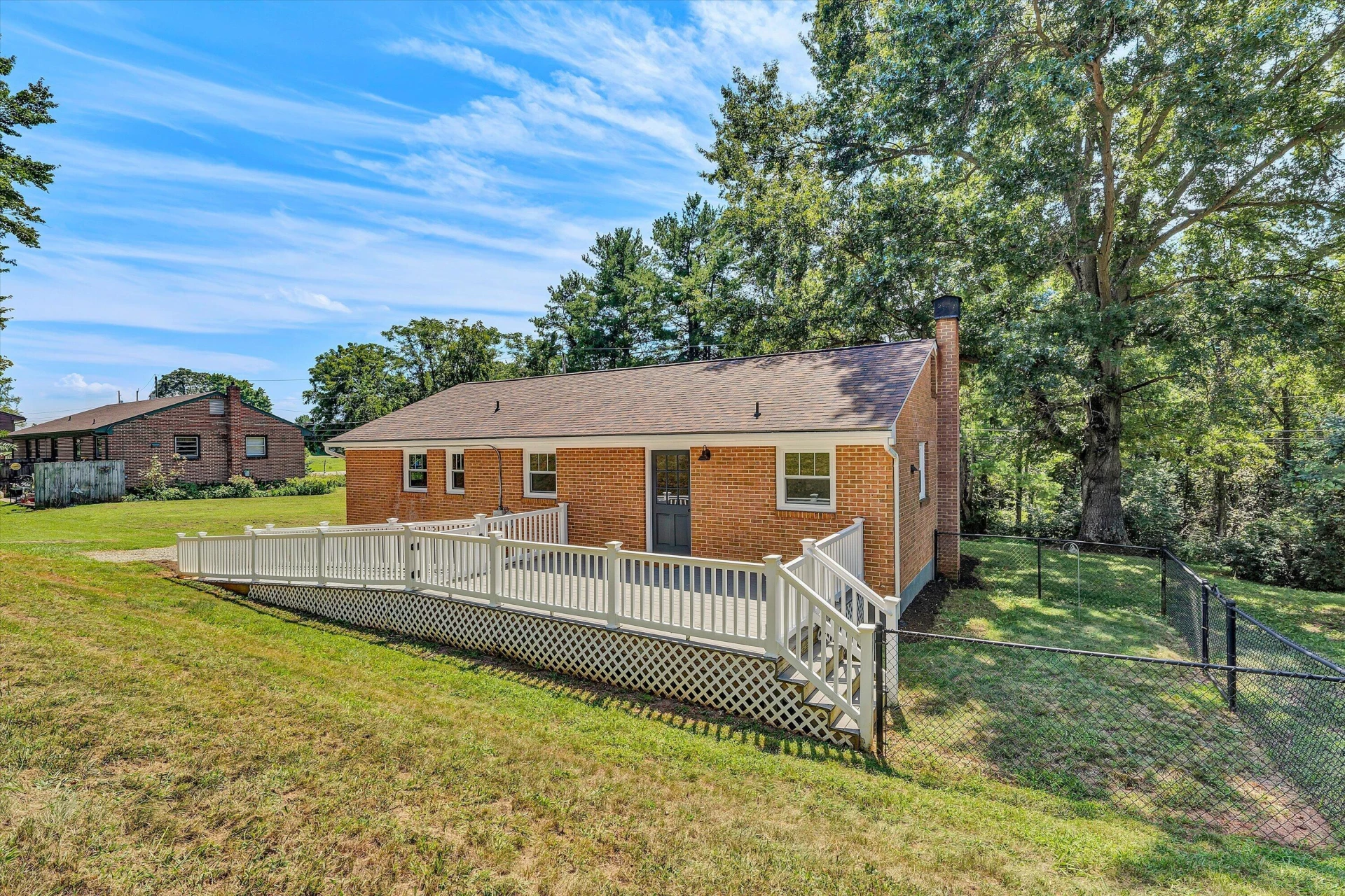 371 LITTLE MOUNTAIN DR - Photo 24