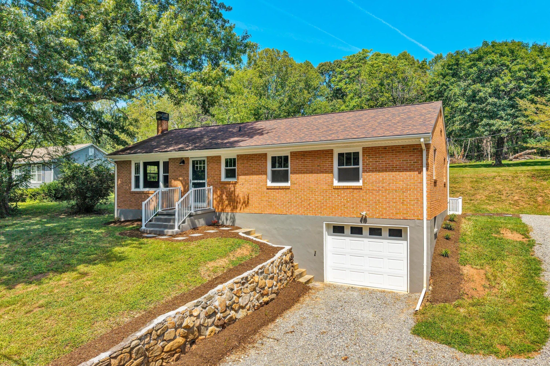 371 LITTLE MOUNTAIN DR - Photo 30