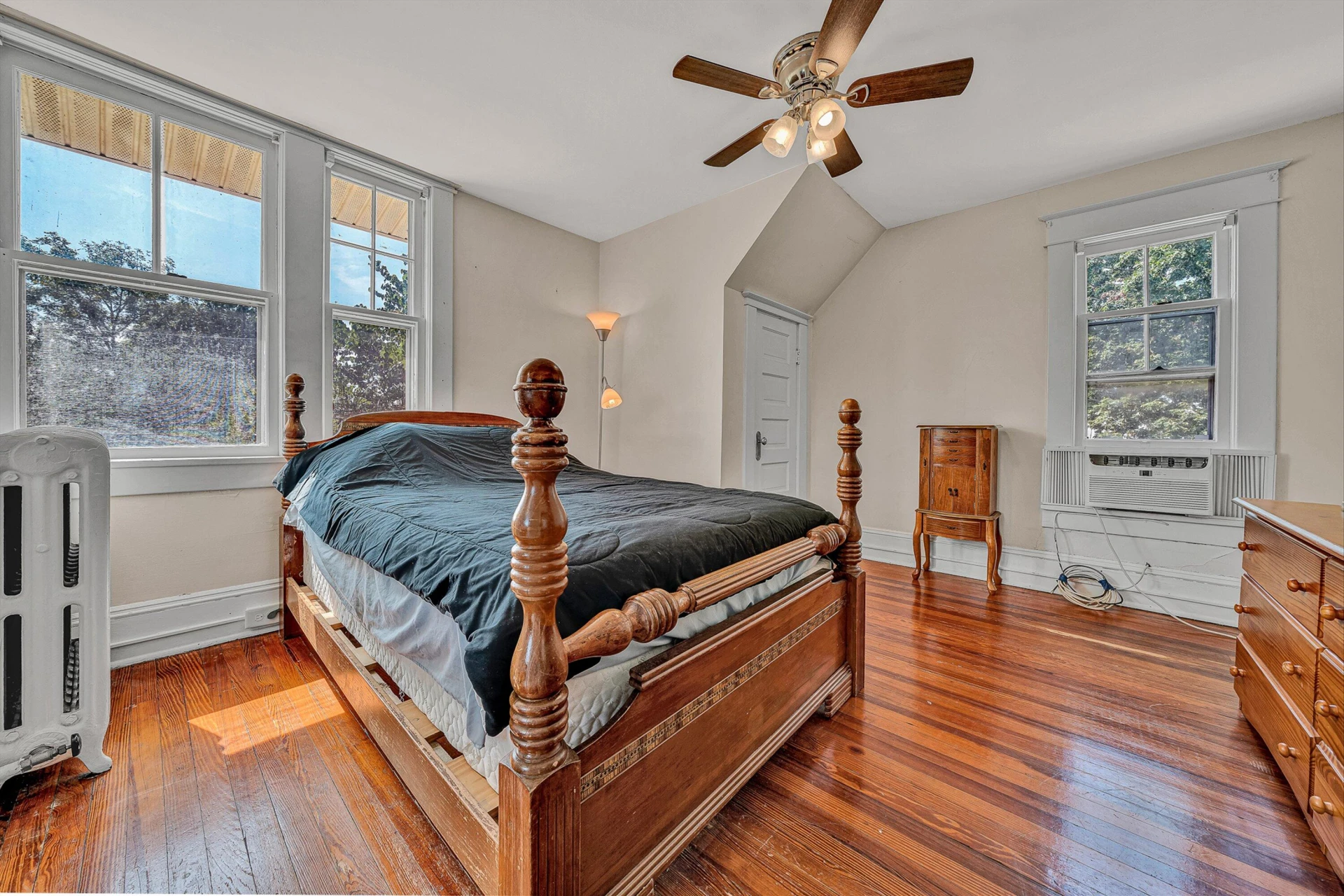 1702 Clinton AVE SE - Photo 20