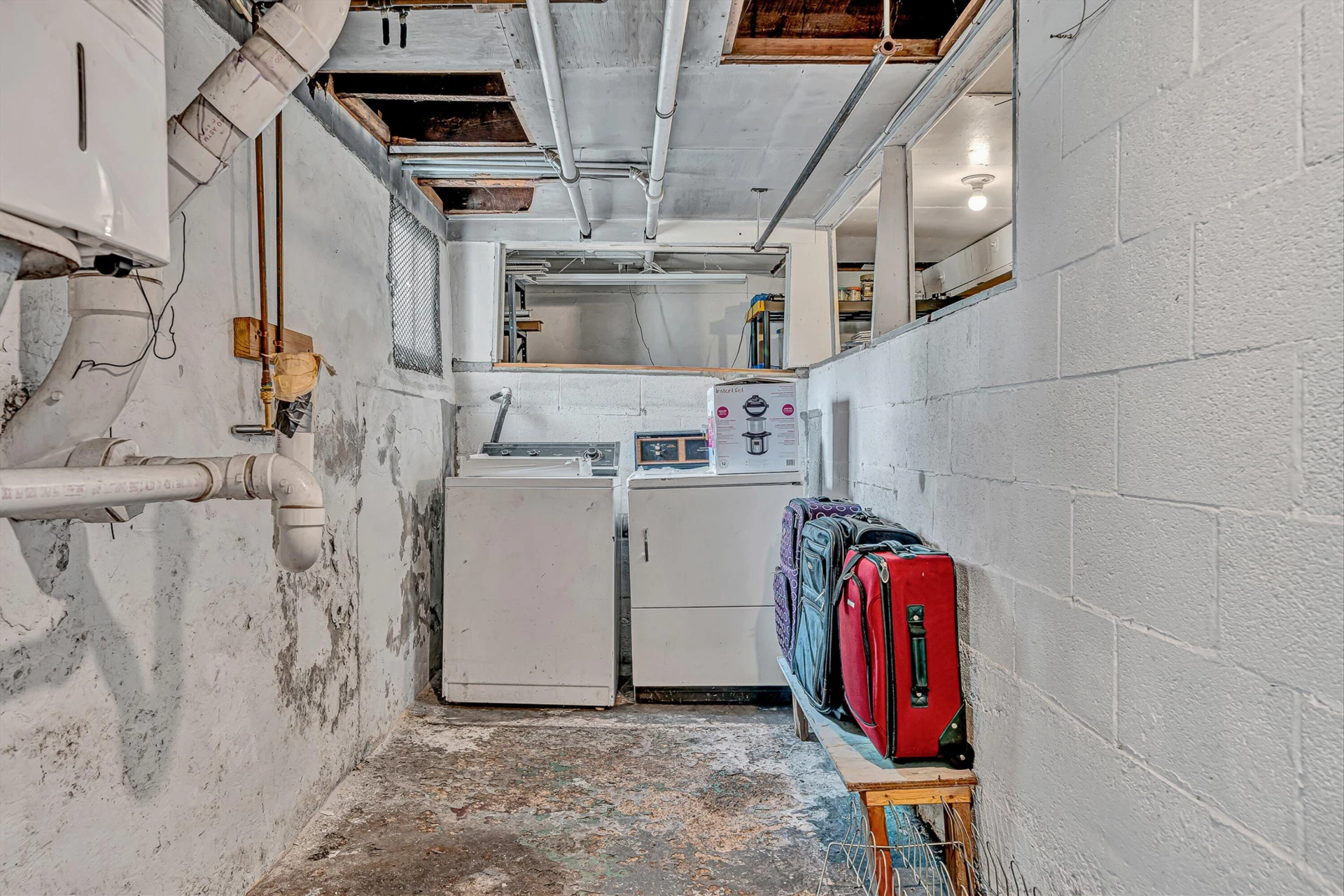 1702 Clinton AVE SE - Photo 22