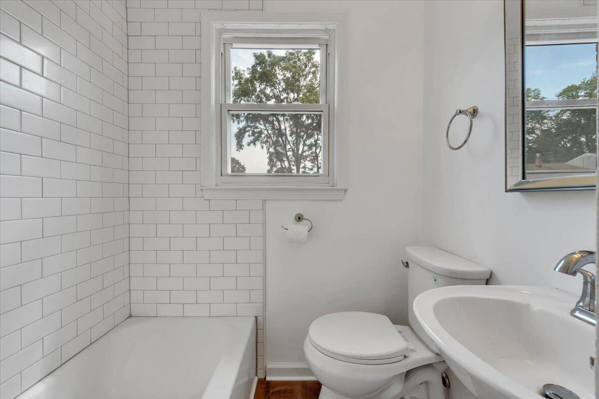 4332 Tennessee AVE NW - Photo 20