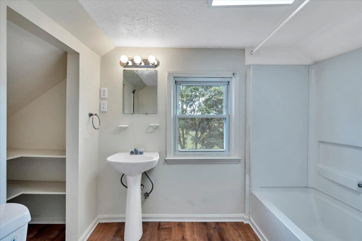 4332 Tennessee AVE NW - Photo 29