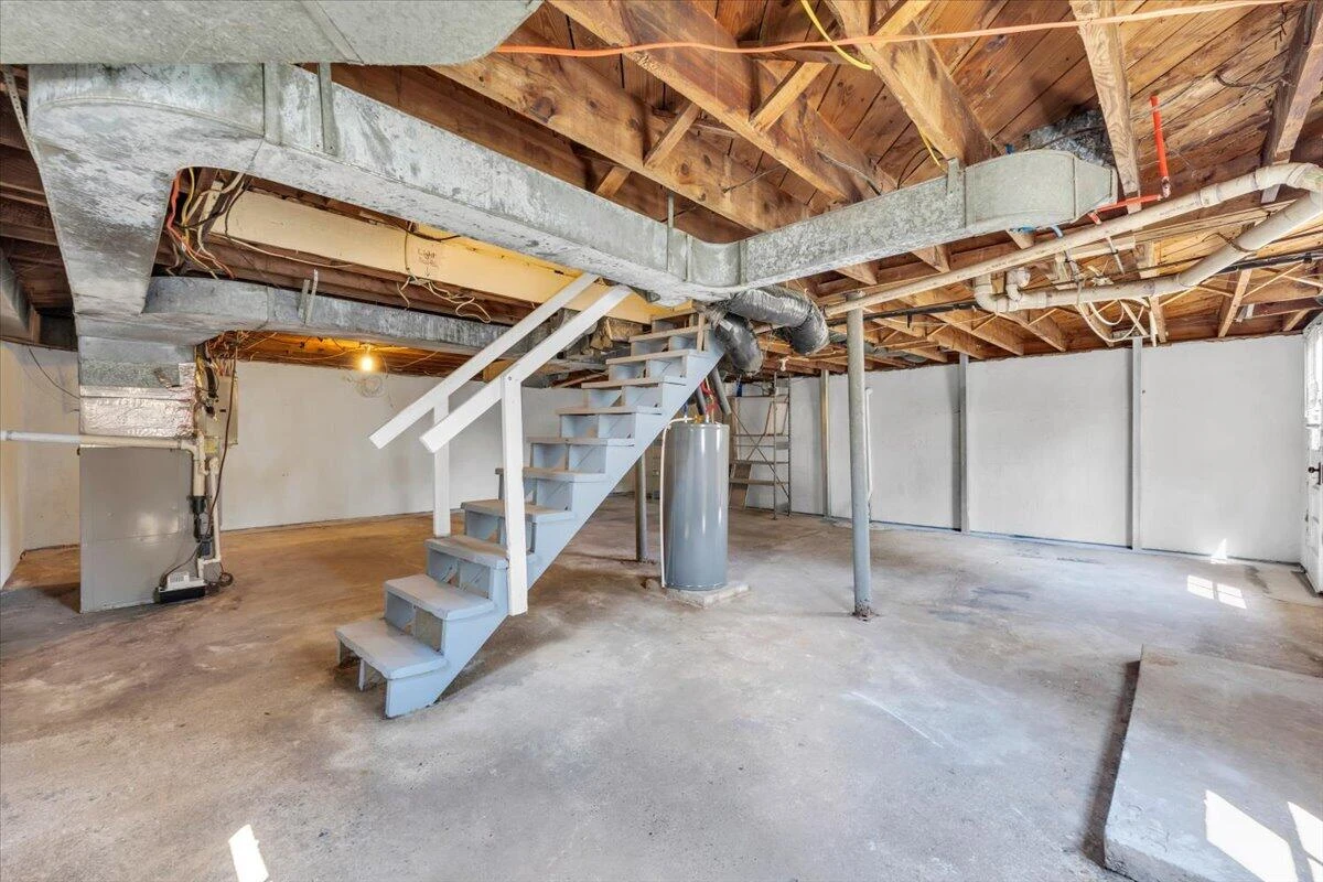 4332 Tennessee AVE NW - Photo 32