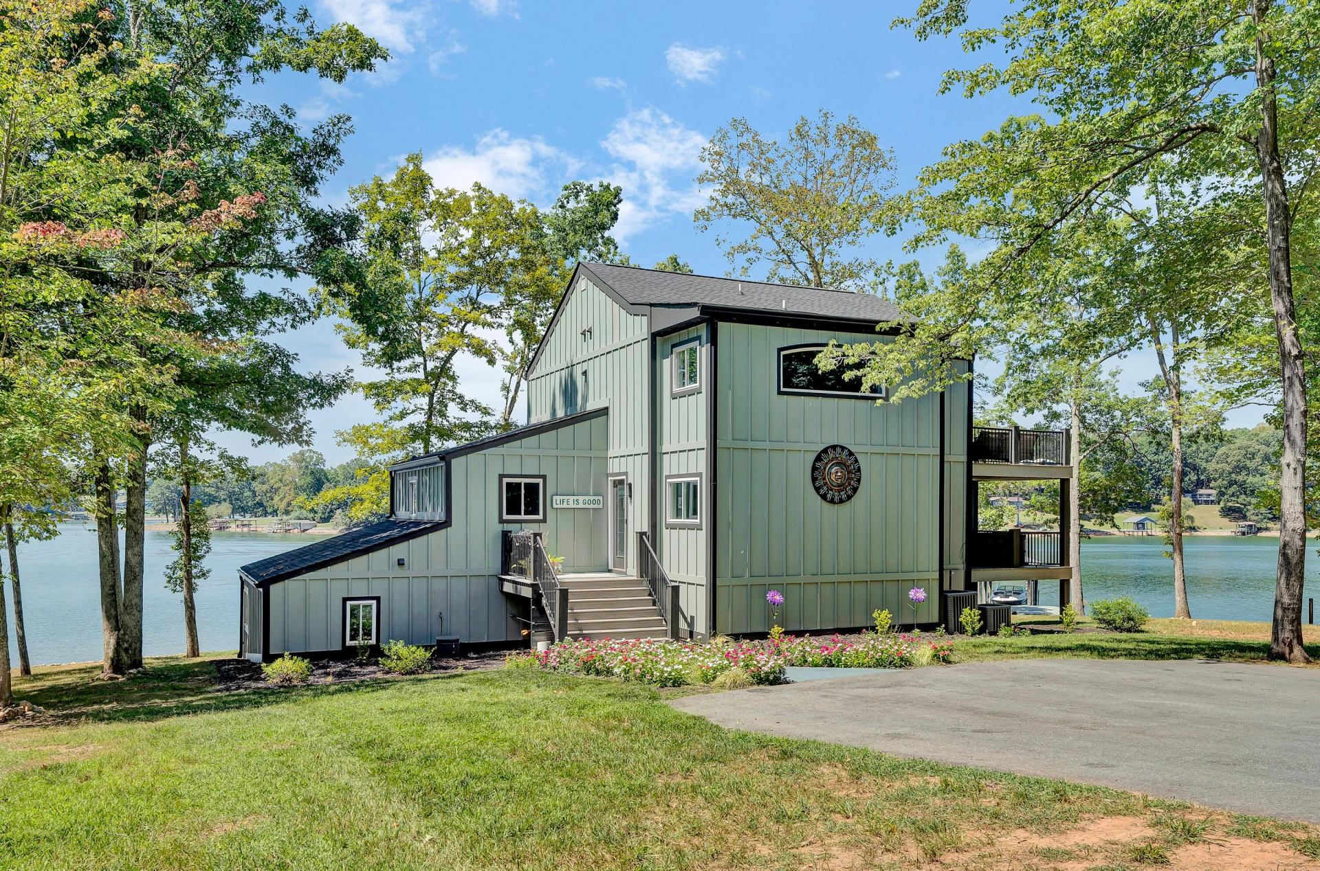 202 Lake Pine DR