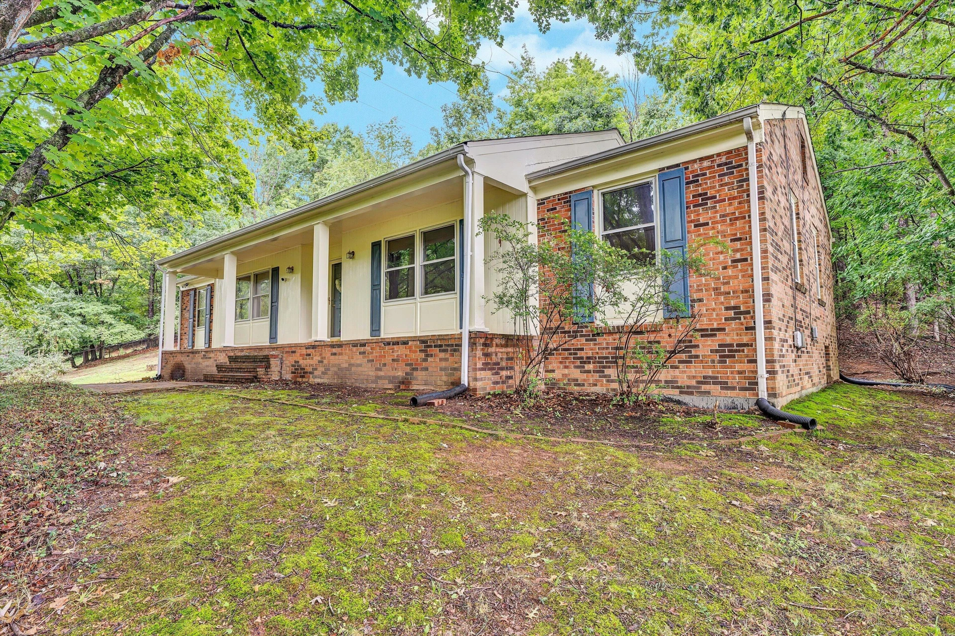 3401 Kenwick TRL - Photo 2